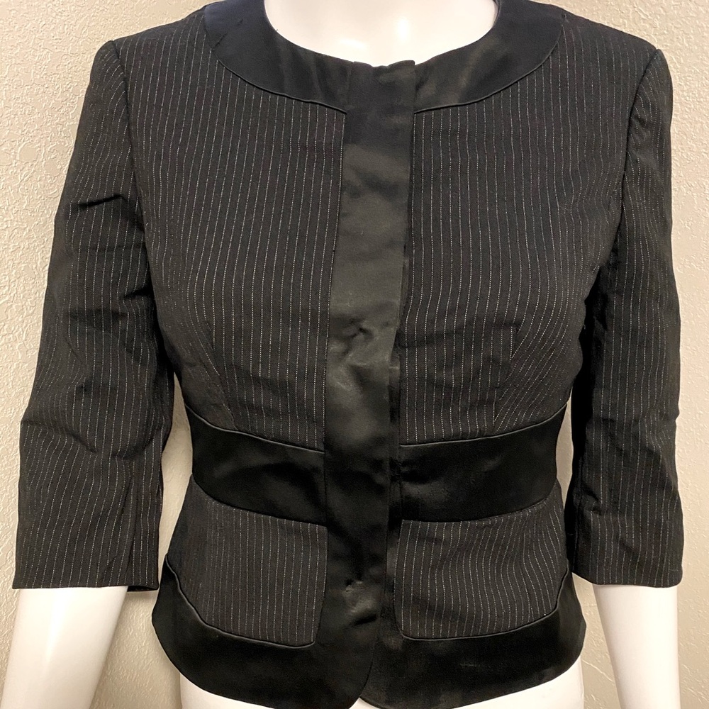 Women’s BeBe 3/4 sleeve suit jacket